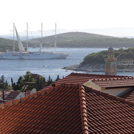 Apartments Curin Hvar Town Buitenkant foto